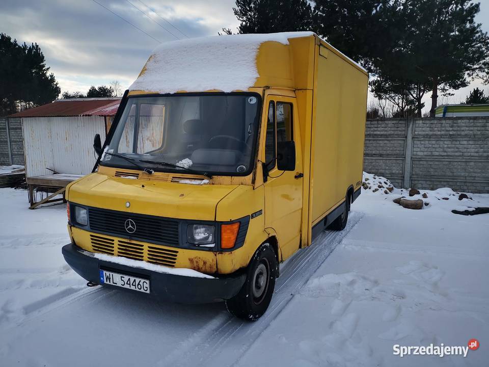 MercedesBenz 308D 23d pocztowa zabudowa Jachranka