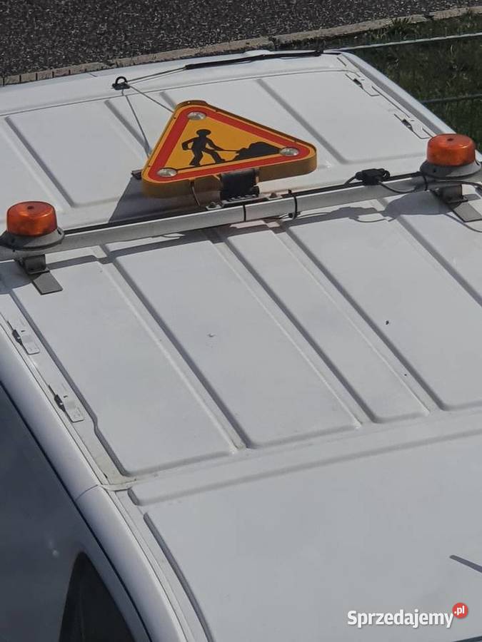 oswietlenie kogut znak drogowy roboty drogowe Częstochowa