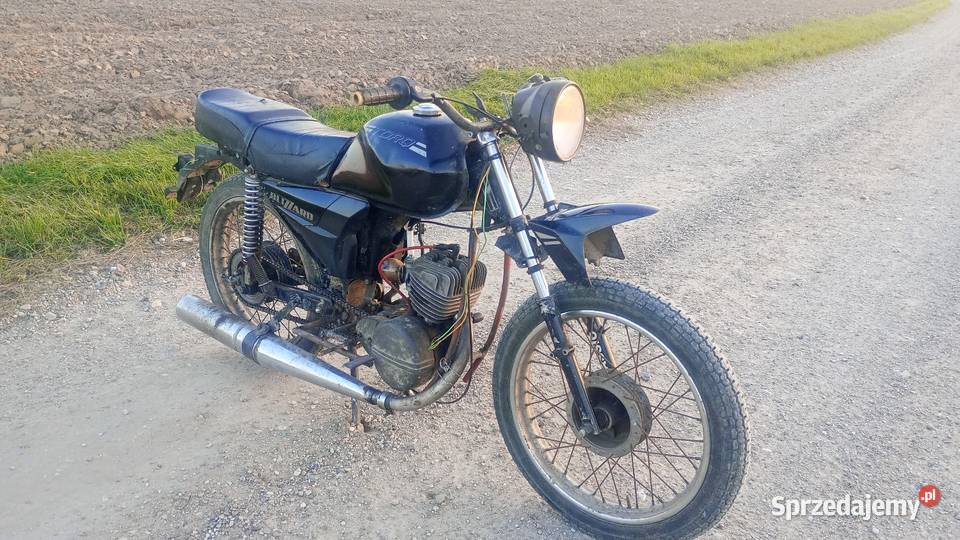 Motocykl z silnikiem Wsk 125 Rok produkcji 2025