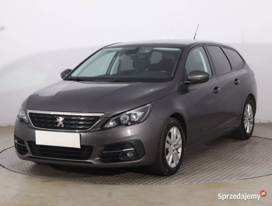 Peugeot 308 12 PureTech światła przeciwmgielne mazowieckie