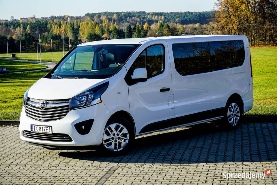 Opel Vivaro 9 osób Nawigacja 4drzwi Bezwypadek Kielce