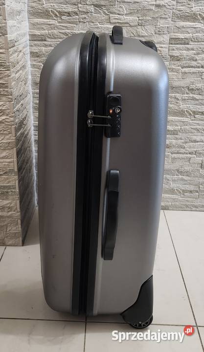 Duża walizka na kółkach Titan Warszawa