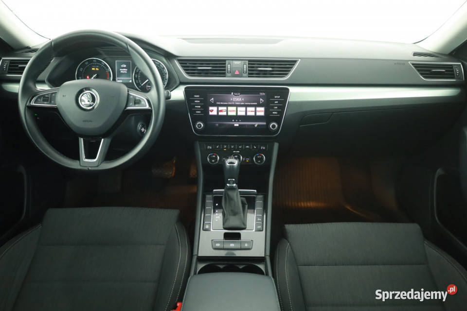 Skoda Superb 18 TSI światła przeciwmgielne Piaseczno sprzedam