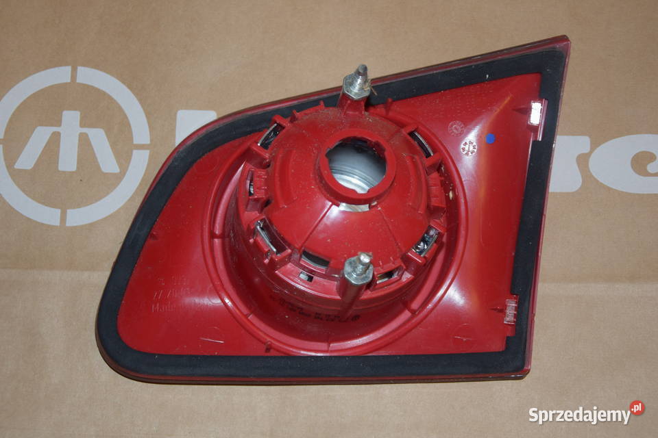 Lampa lewa w klapę VW Passat B6 kombi variant podlaskie Suwałki