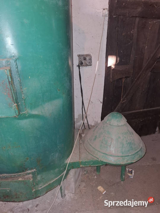 Piec do ogrzewania hali tuneli z warzywami Brzostek