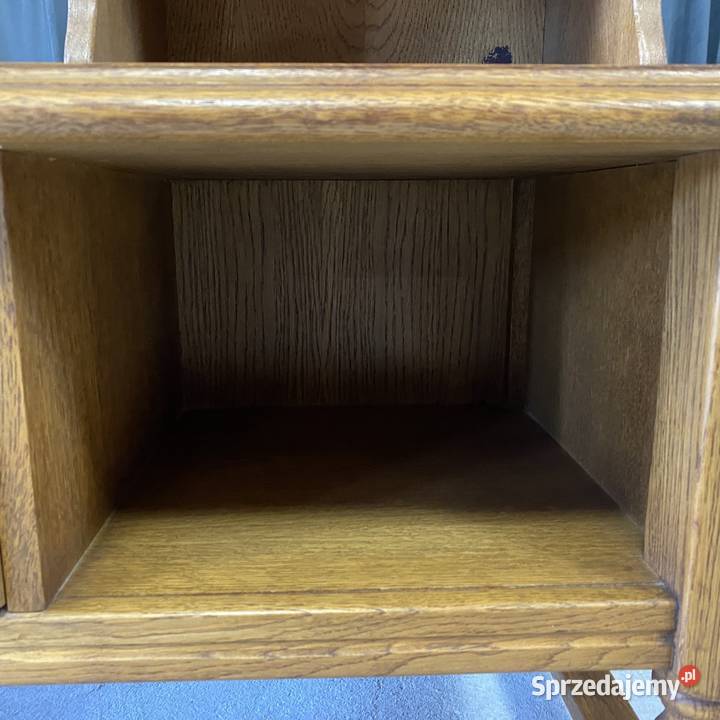 Stylowa debowa szafka