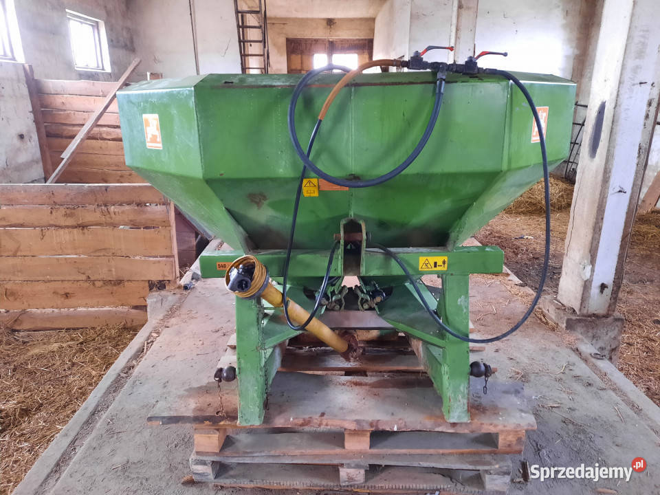 Rozsiewacz nawozów mineralnych AMAZONE X Perfect Kamieniczne