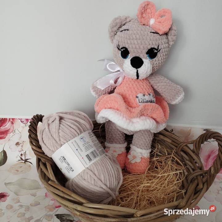 Miś przytulanka dziewczynki na szydełkumaskotka Ruda Śląska