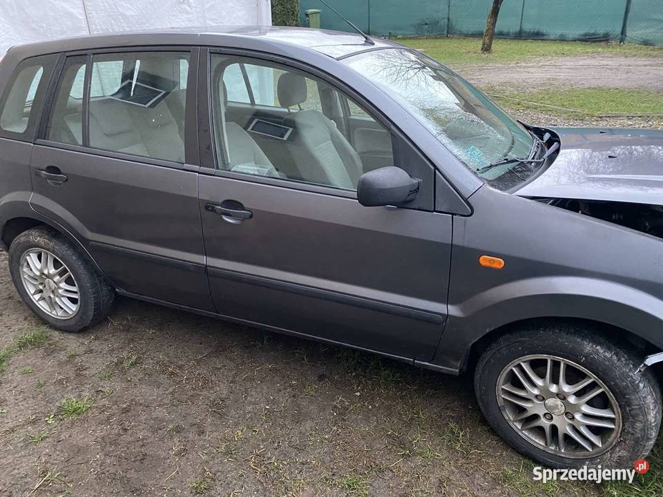 Ford Fusion uszkodzony części Marki