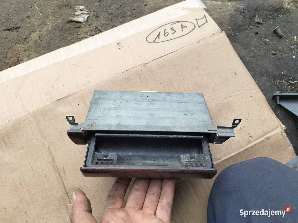 Audi A6 C4 A6C4 4A1857951E POPIELNICZKA Kamień-Kolonia sprzedam