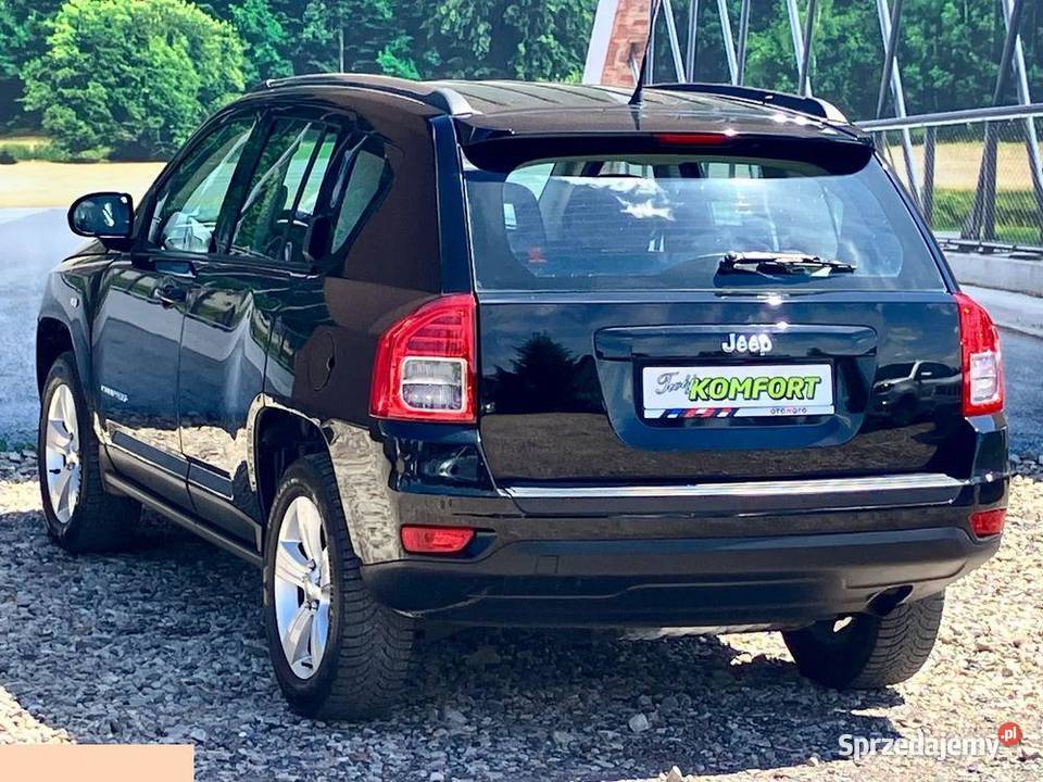 Jeep Compass 24 benzyna 170 2011r Możliwy 2359cm3 mazowieckie