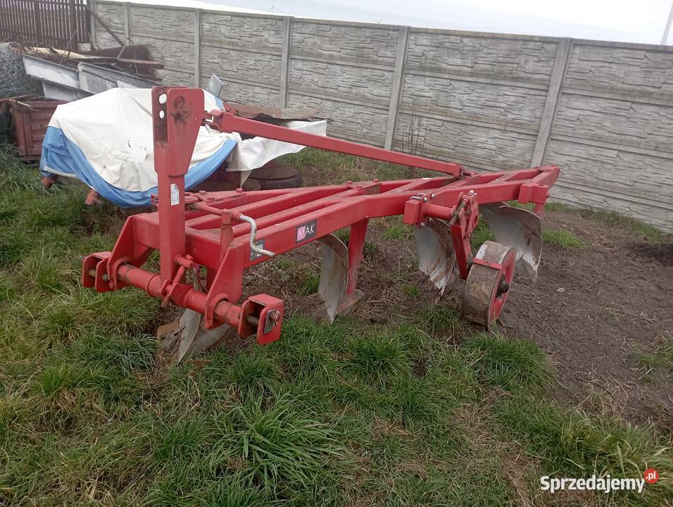 Sprzedam pług Pługi Wolbórz