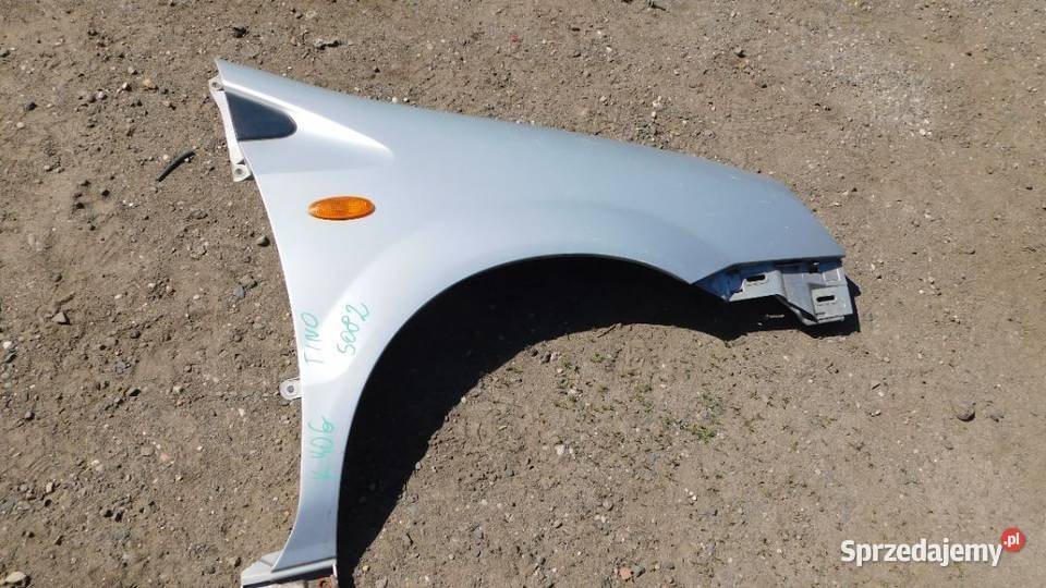 nissan tino błotnik kolor KYOG 5082 WYSYŁKA sprzedam