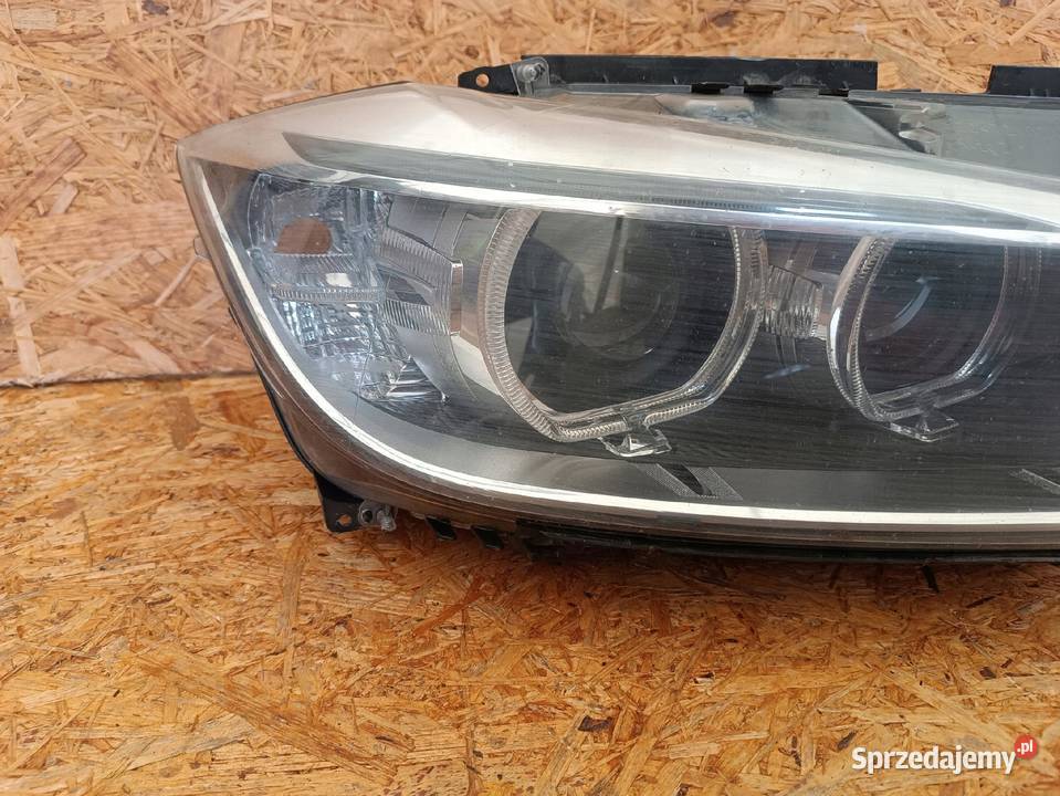 LAMPA PRAWY PRZÓD EU REFLEKTOR BMW 3 F30 F31 LED wielkopolskie