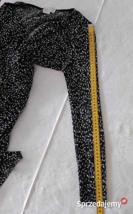 Sukienka PLISOWANA kopertowa z paskiem czarna w wielkopolskie Poznań sprzedam