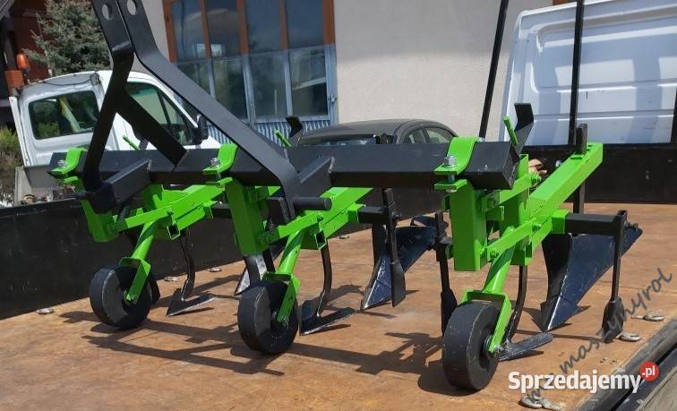 DOWOZ pielnik pielniko obsypnik opielak opielacz Oława sprzedam