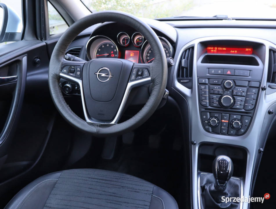 Opel Astra 16 16V tempomat Astra Piaseczno