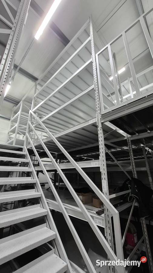 Antresola podest pomost kładka półpiętro Warszawa