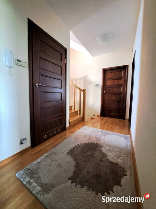 Mieszkanie dwupoziomowe z garażem 5 pokoi 141m2 Józefosław