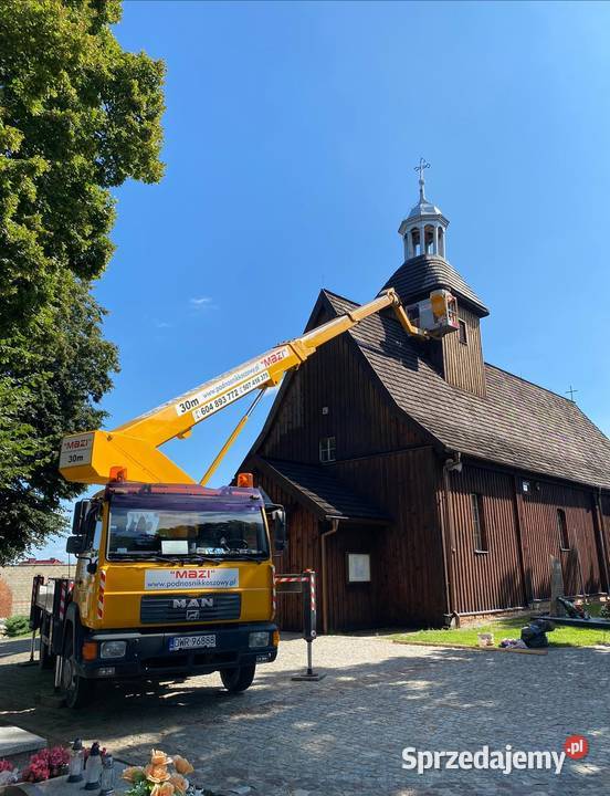 Podnośnik koszowy zwyżka wynajem usługi Wrocław