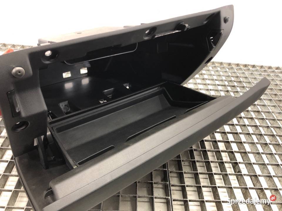 SCHOWEK PASAŻERA VOLVO V40 Hatchback PÓŁKA DESKI osobowe podkarpackie