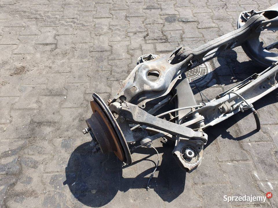 BELKA SANKI TYŁ MERCEDES EKLASA W212 2123507901 Pozostałe Lipno