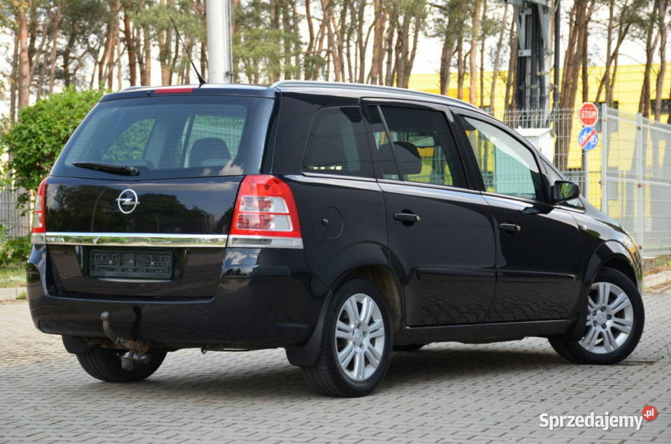 Opel Zafira Czarna Cosmo Opłacona 18i Lift 4/5 Kutno
