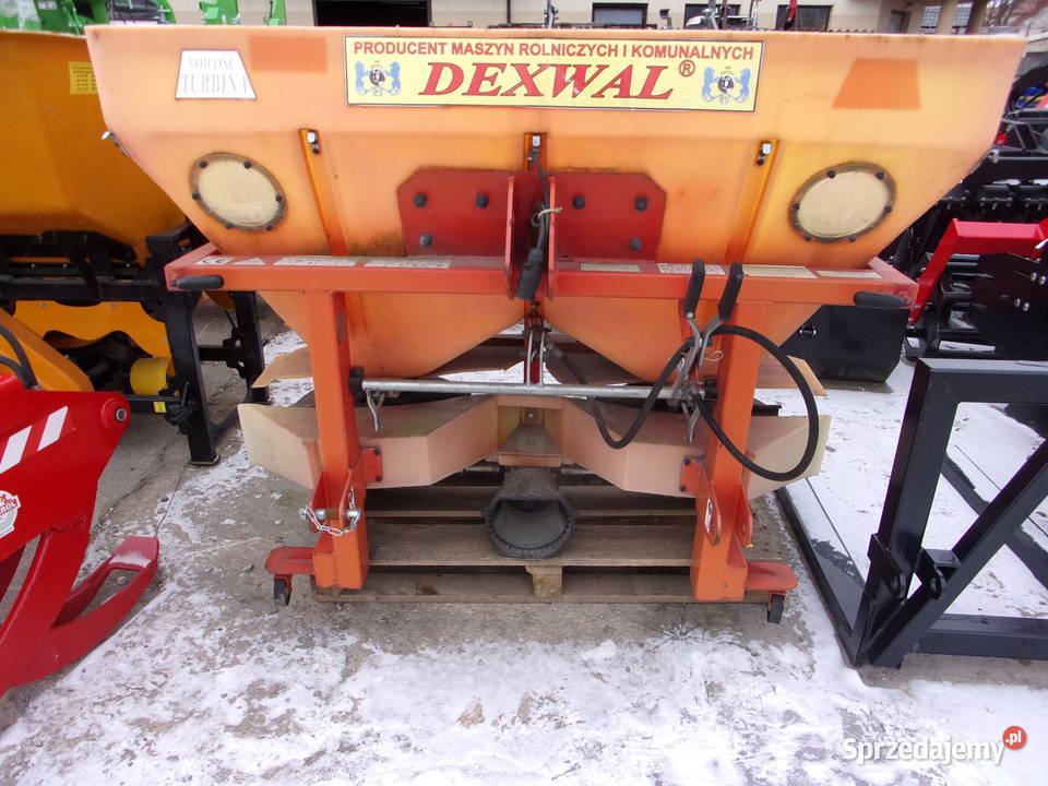 Rozsiewacz nawozu dwutarczowy Tornado Duo Turbo