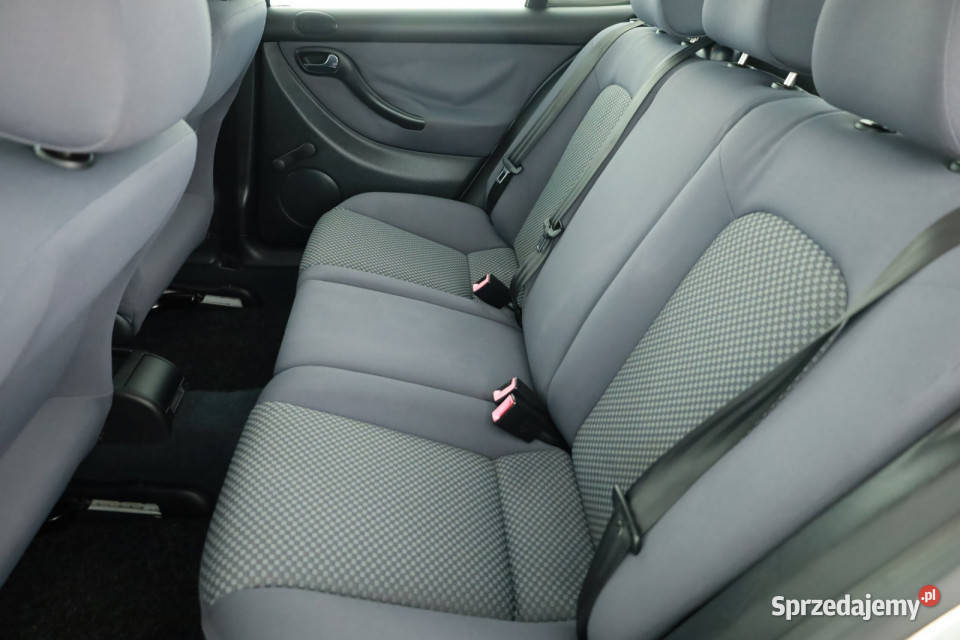 Seat Leon 16 nieuszkodzony Piaseczno sprzedam