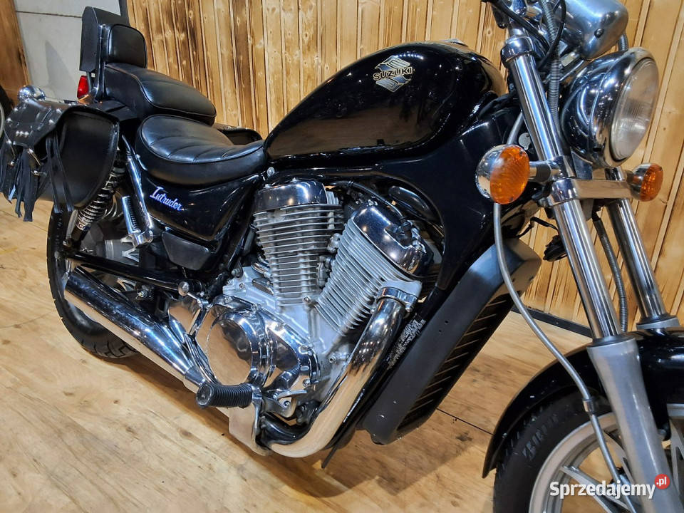 Suzuki Intruder Piekny motocykl idealny na wielkopolskie Bicz