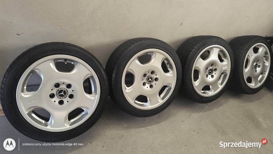 Felgi OZ Racing MONOBLOCK 17 5x112 KBA44055 ET35 Bielsko-Biała