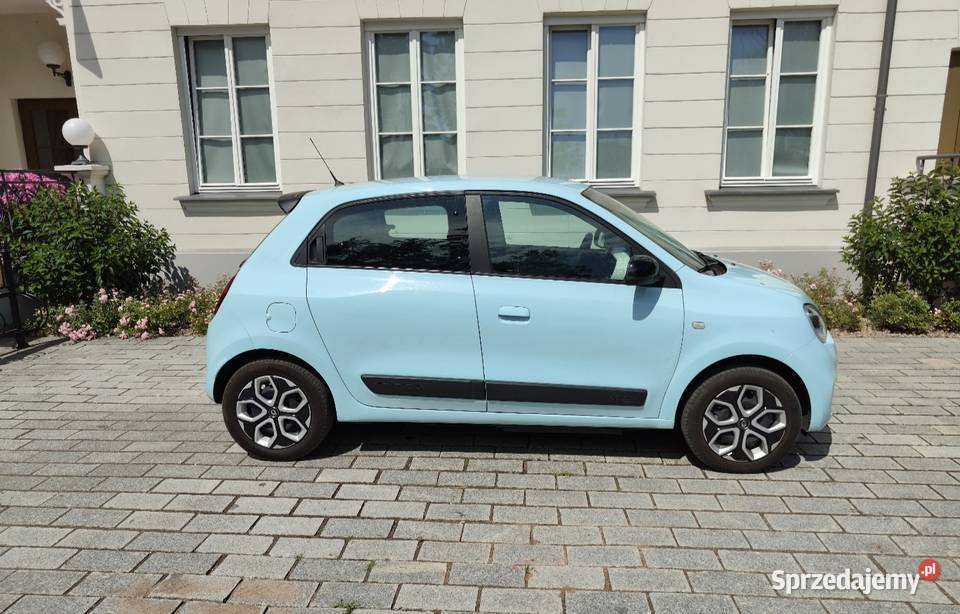 Renault Twingo ETech 22KW Rok produkcji 2023 Sanniki