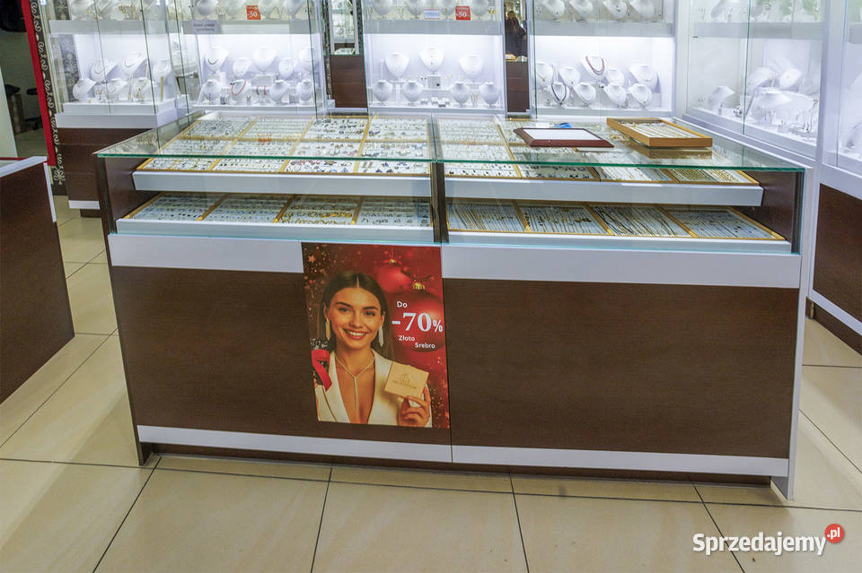 Sprzedam wyposażenie salonu jubilerskooptycznego Ciechanów