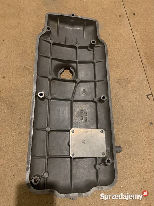 Pokrywa zaworów BMW e21 osobowe śląskie Mszana