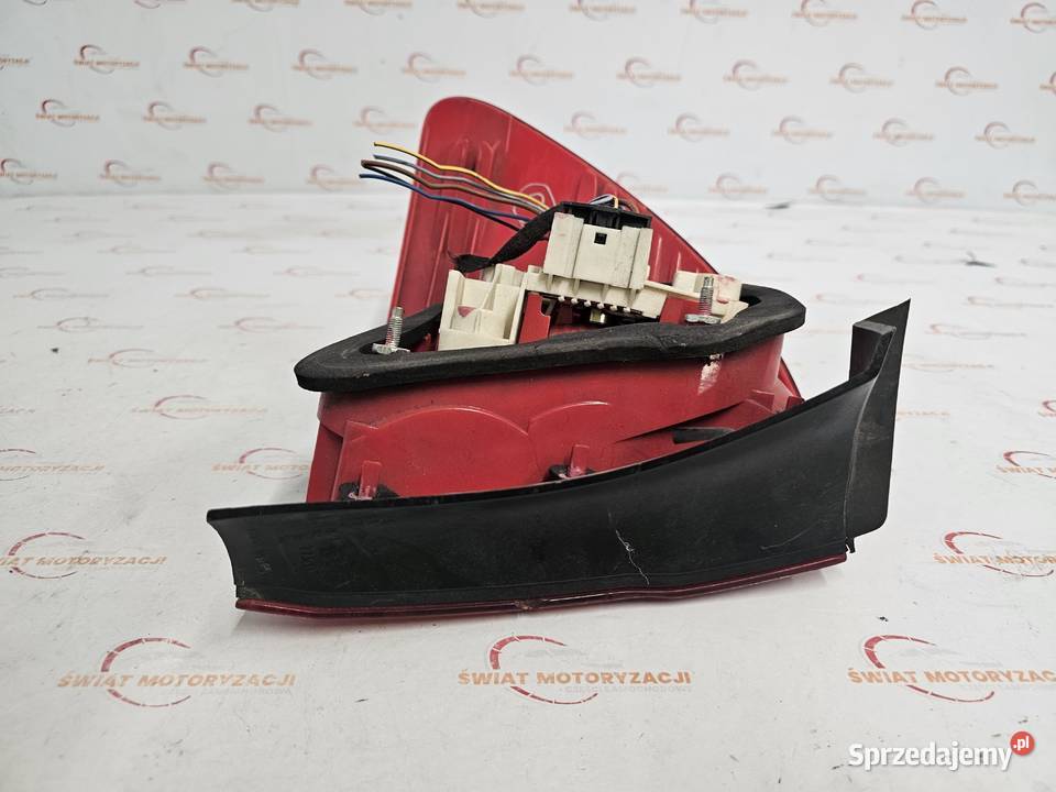 BMW E91 LIFT 11r lampa prawy tył 7160062 Kielce