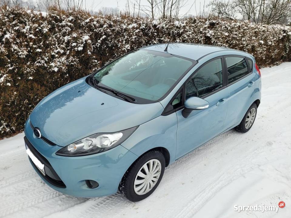 Ford Fiesta titanium 125 Klima 134 Chybie
