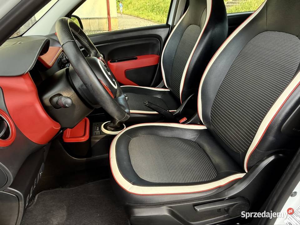 Renault Twingo Lux Edition Mega Wygląd 2015 r Hatchback Kłodzko