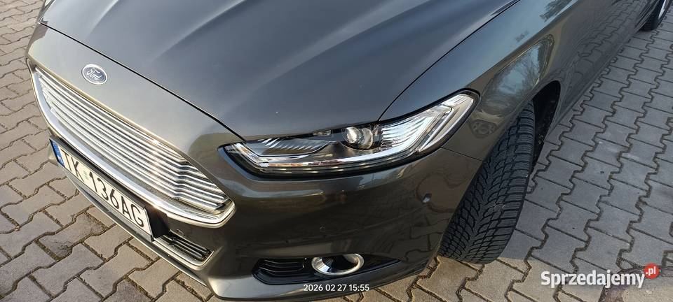 Sprzedam ford mondeo MK5 160 2015 r benzyna ASR (kontrola trakcji) Kielce