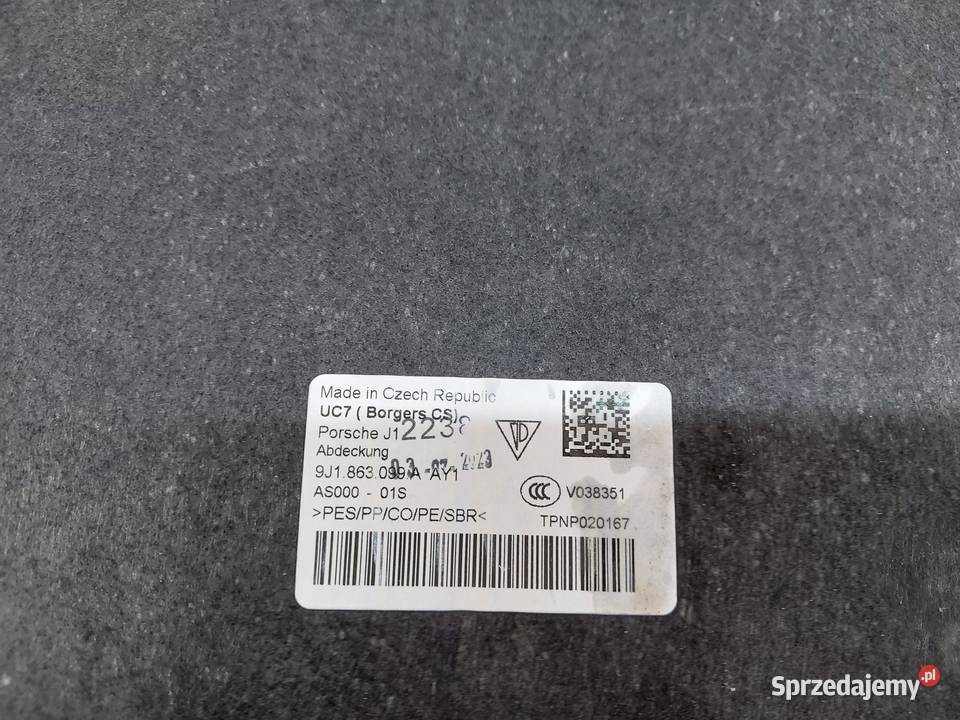 Porsche Taycan GTS 9J1 2023r Osłona wnęki osobowe