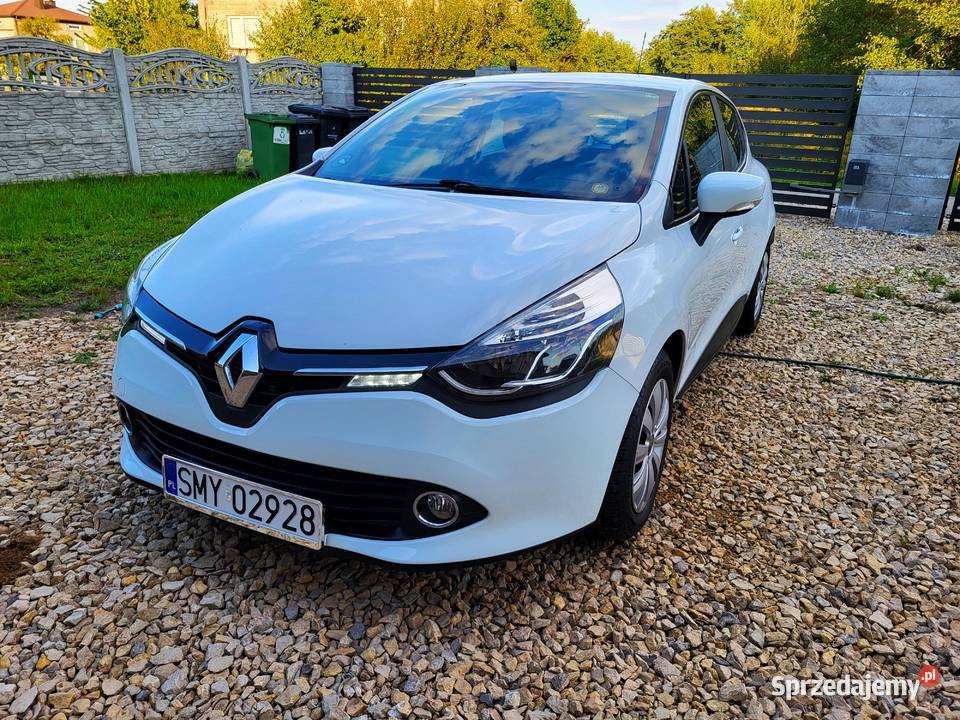 Renault Clio IV 09 TCE bezwypadkowy komputer pokładowy Postęp