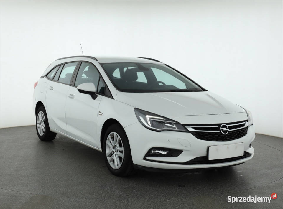 Opel Astra 14 T radio