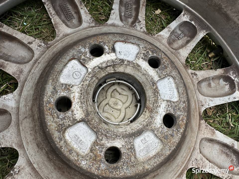 Audi a6 C4 felgi alu Trąbki Wielkie