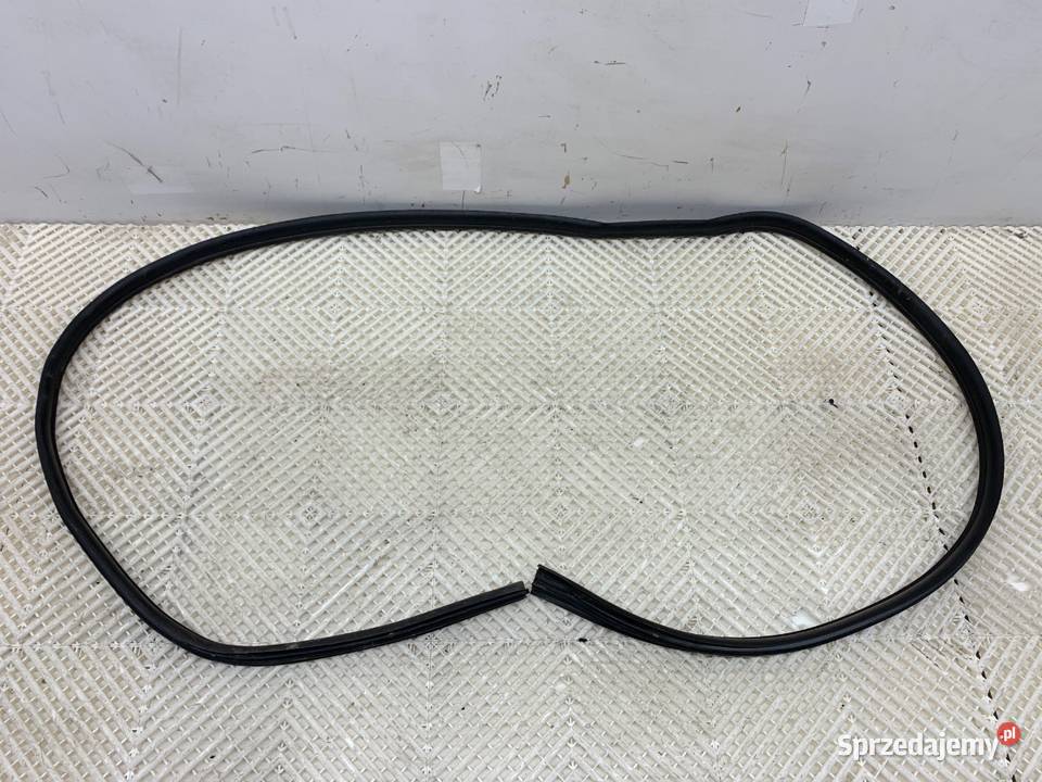 USZCZELKA DRZWI PRZÓD PRAWA DACIA DUSTER SUV sprzedam