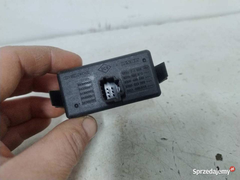 WŁĄCZNIK ŚWIATEŁ AWARYJNYCH RENAULT SCENIC III