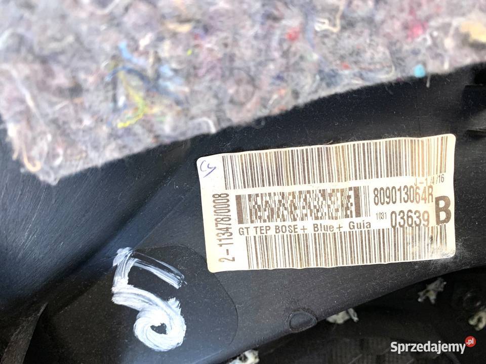 BOCZEK DRZWI LEWY PRZÓD RENAULT MEGANE IV