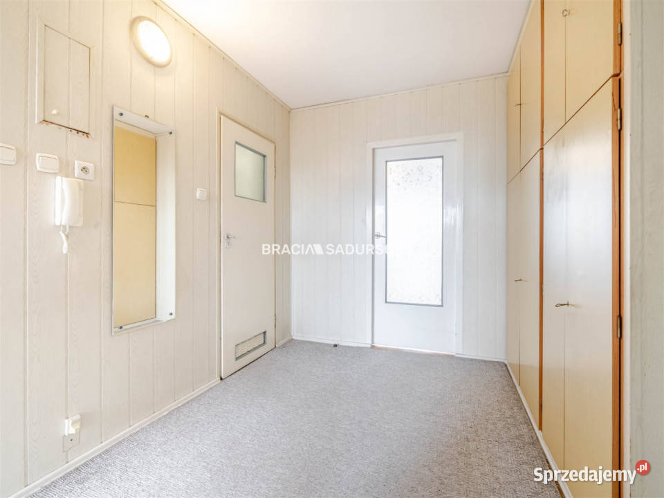 Mieszkanie 557 metrów 3 pokoje Kraków Podedworze małopolskie