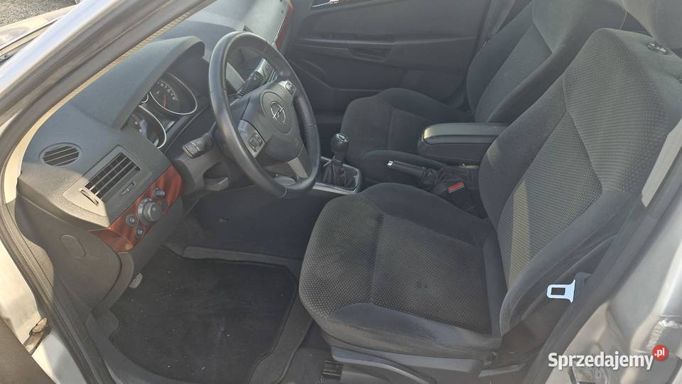 Opel Astra H 16 B 2005 VAT marża Częstochowa
