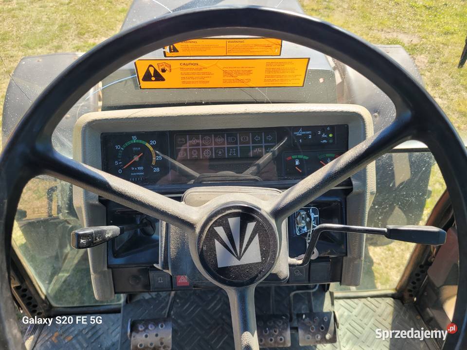 Valtra Valmet 8800 190 Małogoszcz sprzedam
