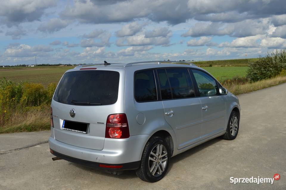 VW TOURAN LIFT 20 ECOFUEL LPG Rok produkcji 2007 Byków