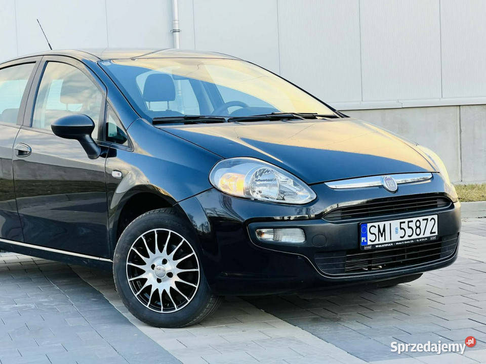 Fiat Punto Evo Fiat Punto Evo 14 Benz serwisie śląskie sprzedam